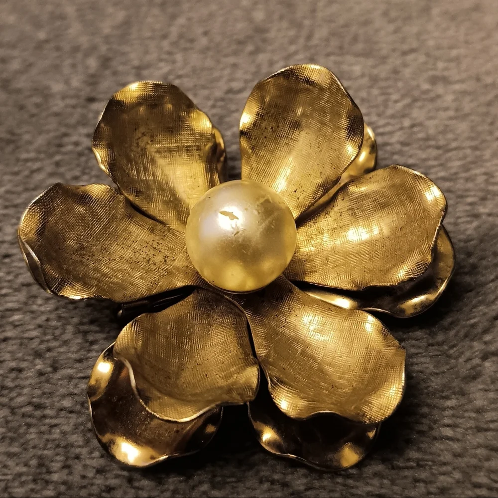 Vintage Silver Tone, Faux Pearl, Lotus Flower Brooch Pin, Whimsical Floral